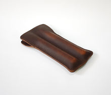 Load image into Gallery viewer, Double Cigar Case in Adventure Brown Leather, Brown Pigskin and Brown Stitching